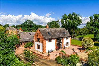 Barn Conversion for sale in Naseby