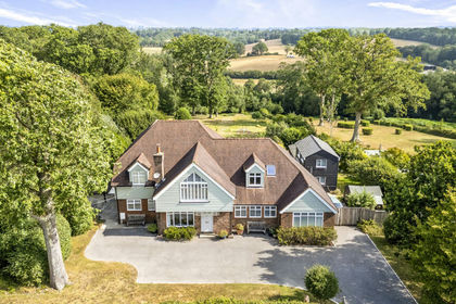 1.3 acres of House with Land for sale in Etchingham