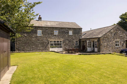 Barn Conversion for sale in Austwick