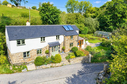 1.3 acres of Cottage for sale in Boyton
