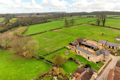 2.3 acres of Land for sale in Stoke Bruerne