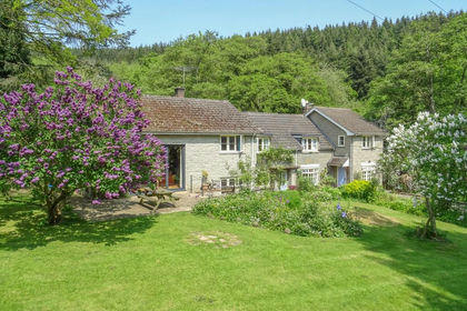 5 acres of House with Land for sale in Stowe