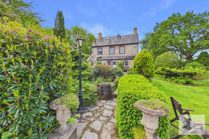 1.4 acres of Farmhouse for sale in Cenarth