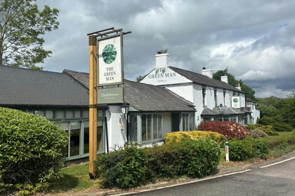 3.6 acres of Pub for sale in Syresham