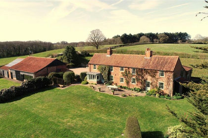 39.5 acres of Smallholding for sale in Briston