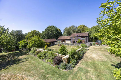 Barn Conversion for sale in Lower Beeding