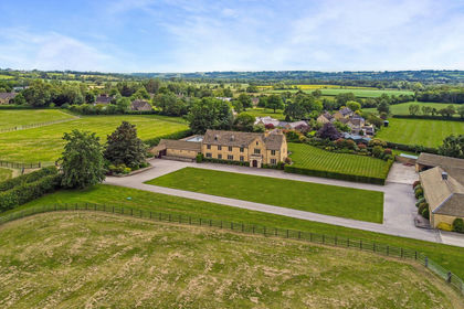 21.2 acres of Country Estate for sale in Wick Rissington