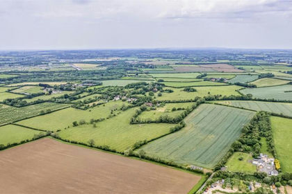 68.1 acres of Farmland for sale in Pershore