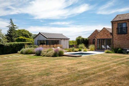 1.7 acres of Barn Conversion for sale in Wichenford