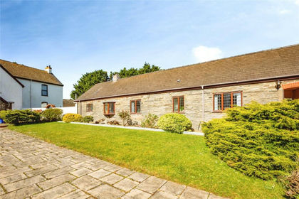 3.2 acres of Cottage for sale in Y Ferwig