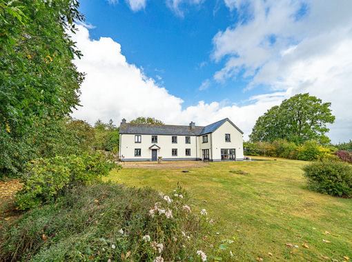 3 acres of House with Land for sale in Devon