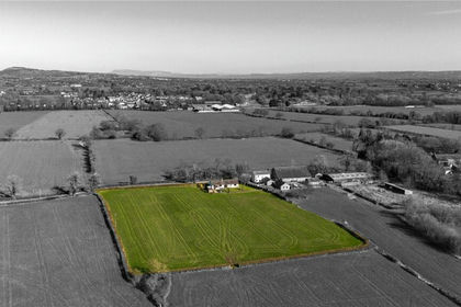 2.8 acres of House with Land for sale in Whittingham