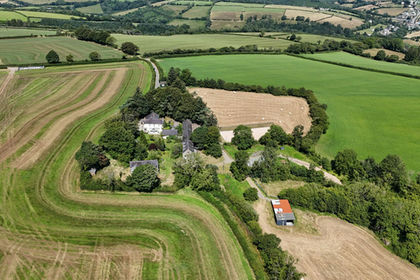 7.8 acres of Equestrian property for sale in Carmarthen