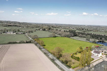 6.6 acres of House with Land for sale in Kingsley