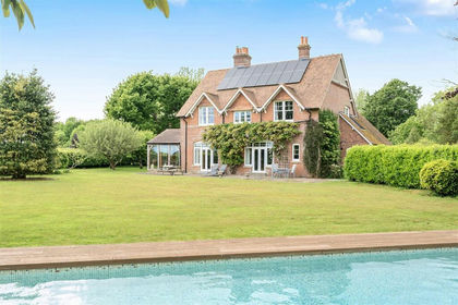 1.2 acres of House with Land for sale in Winterborne Zelston