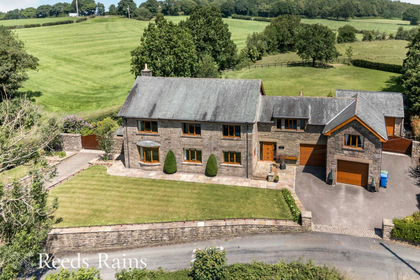 Barn Conversion for sale in Brindle