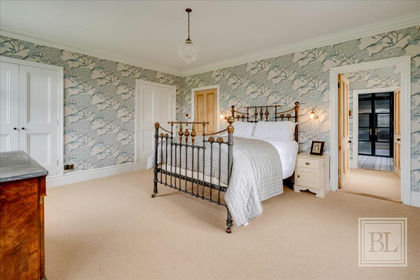 9.7 acres of House with Land for sale in Bramford