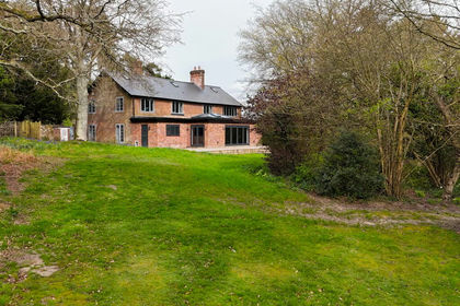4 acres of Farmhouse for sale in Wellow