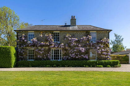 7.3 acres of Country Home for sale in Blackmore, Hook End and Wyatts Green