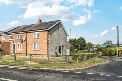 1.2 acres of Land for sale in Llanddewi Ystradenny