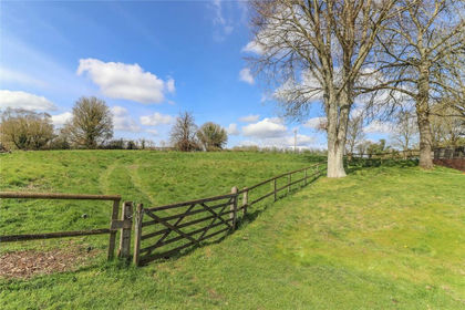 2 acres of Land for sale in Monxton