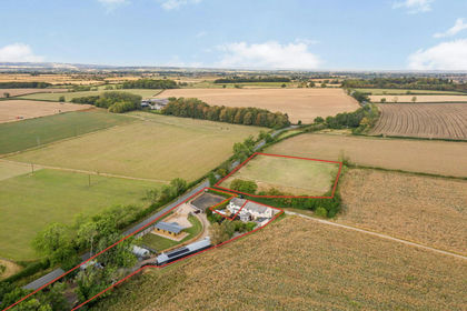 2.8 acres of House with Land for sale in South Cowton