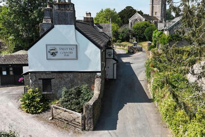 Pub for sale in Littlehempston