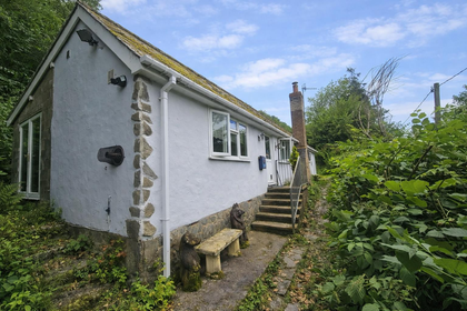 1 acre of House with Land for sale in Knighton