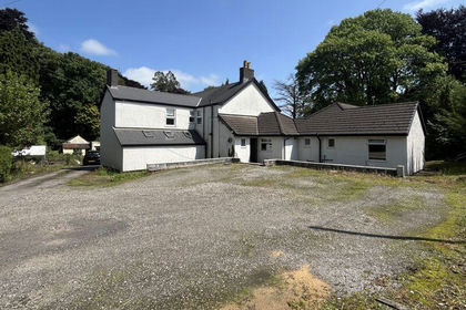 1.8 acres of Land for sale in Pont-y-clun