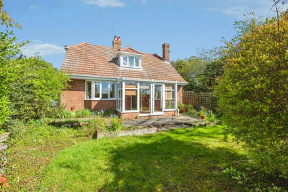 1 acre of House with Land for sale in Catfield