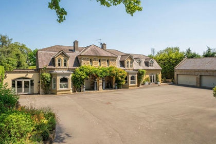 1.5 acres of House with Land for sale in Littlethorpe