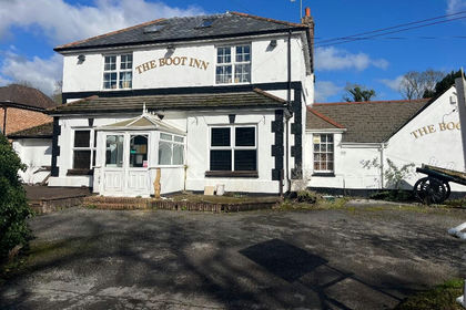 Commercial Land for sale in Shipton Bellinger