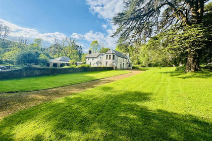 5 acres of Land for sale in Crynant