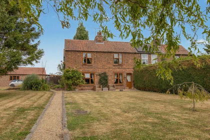 1.8 acres of House with Land for sale in Terrington St. Clement