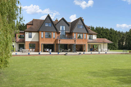 2 acres of House with Land for sale in Old Windsor