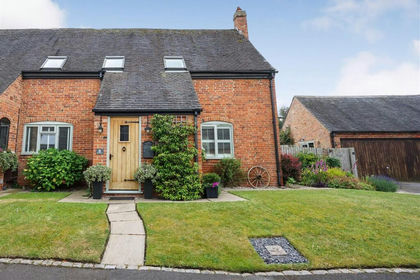 Barn Conversion for sale in Newton Regis