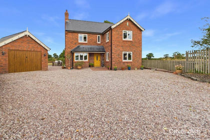 1.7 acres of House with Land for sale in Tattenhall and District