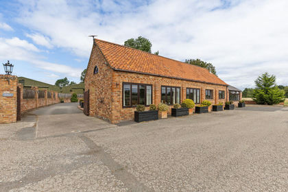 6 acres of Barn Conversion for sale in Gringley on the Hill