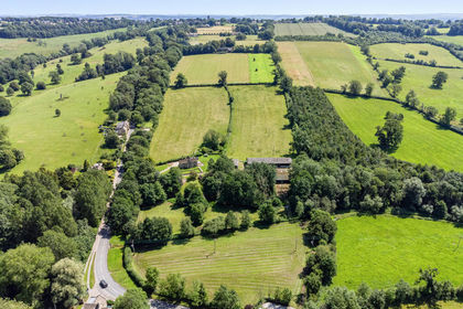 12.9 acres of Country Estate for sale in Swell