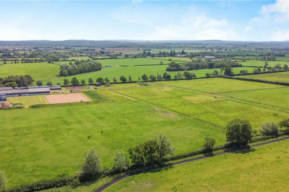 61.4 acres of Equestrian property for sale in Twyford