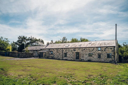 7.4 acres of Barn Conversion for sale in Pentir
