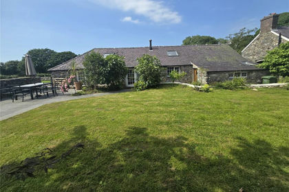 Barn Conversion for sale in Llandwrog