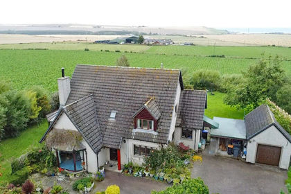 1.7 acres of House with Land for sale in Aberdeenshire North and Moray East