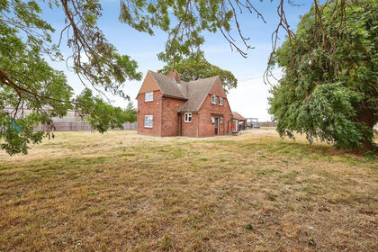 1.5 acres of House with Land for sale in Ramsey