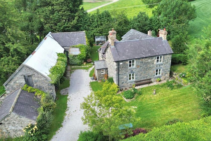 2.6 acres of Agricultural Land for sale in Gwyddelwern