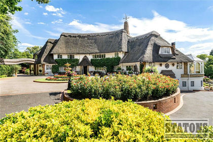 7 acres of Country Home for sale in Chipping Barnet