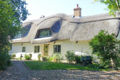1.5 acres of Cottage for sale in Sway