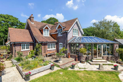 4.5 acres of House with Land for sale in Bramshaw