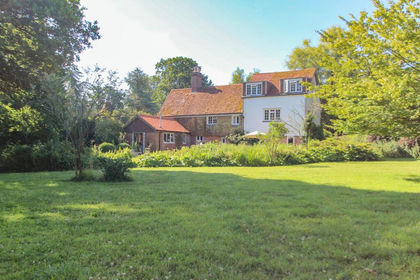 5.6 acres of Land for sale in Mayfield and Five Ashes