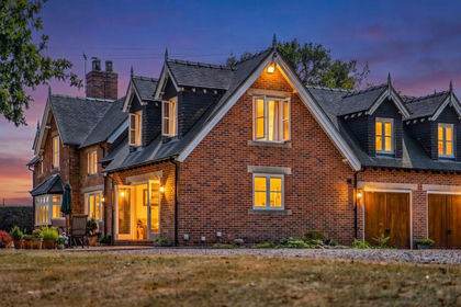 2 acres of House with Land for sale in Barton Blount